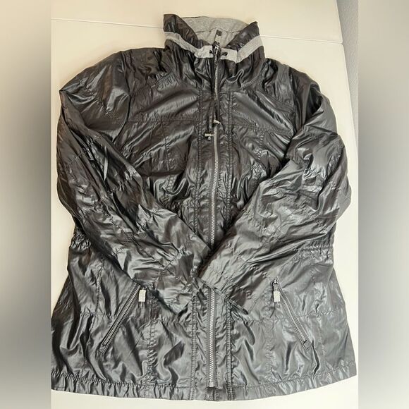 Bonita Stronger as One Jacket Black Foil size 46EU/XL US NWOT Windbreaker - Picture 7 of 13